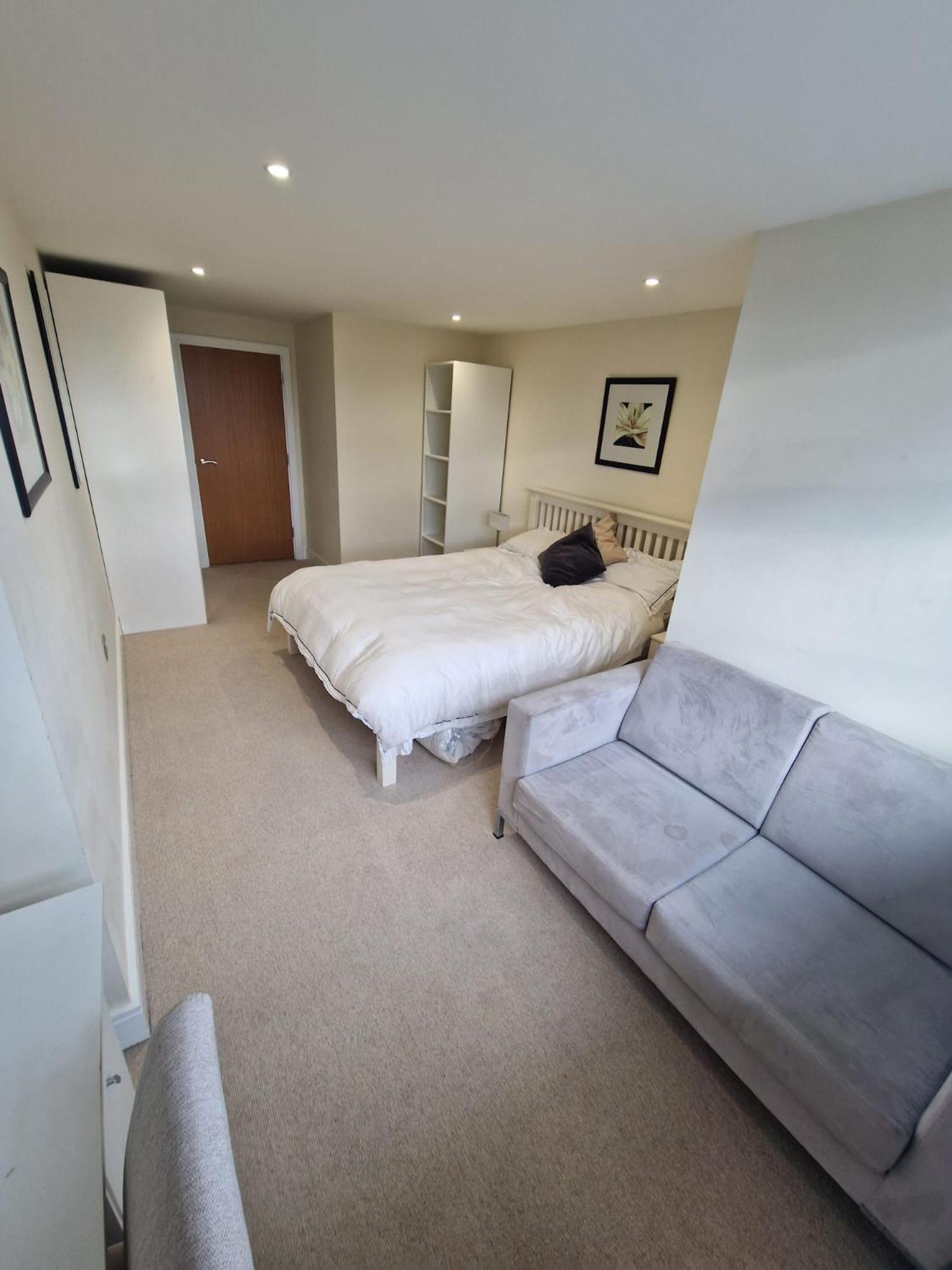 Alloggio in famiglia Double And Private Bathroom In Shared